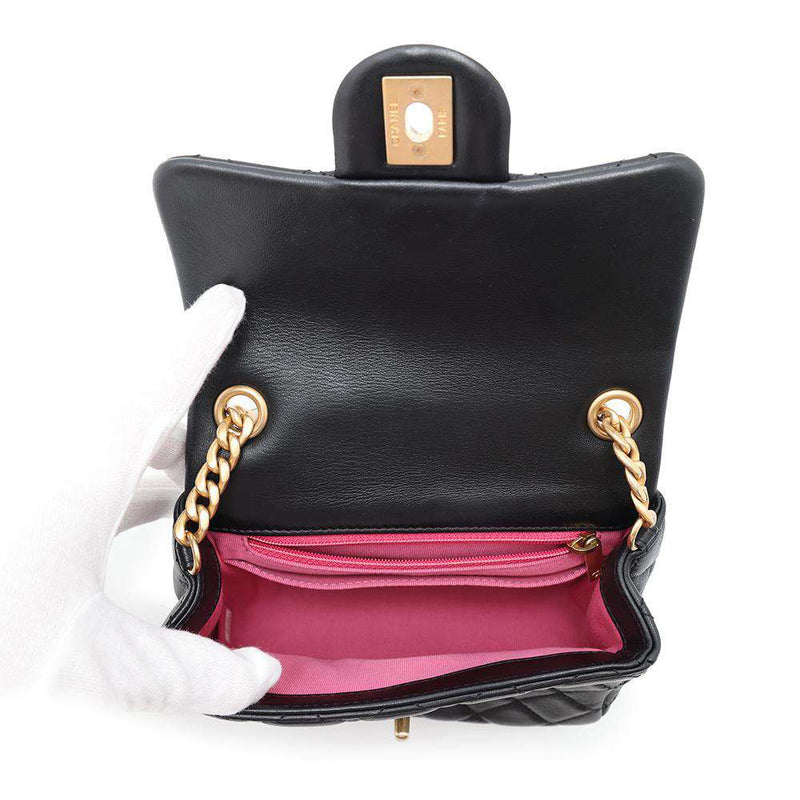 CHANEL Mini Matelassé Sac à Chaîne