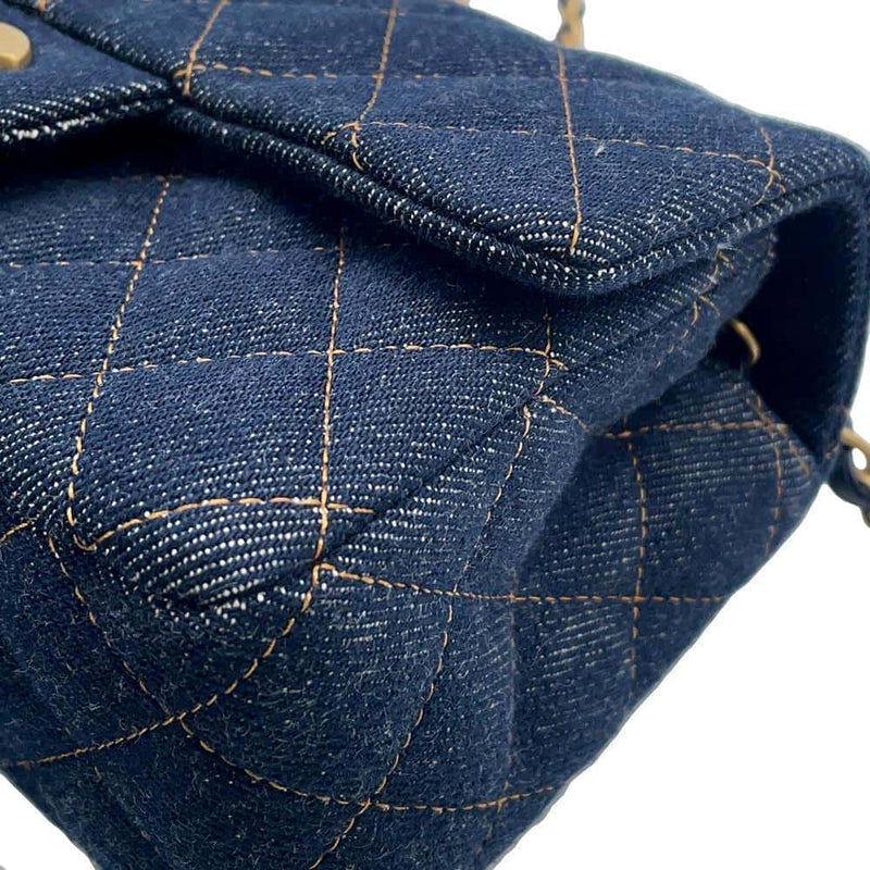CHANEL Mini Matelassé Sac à Chaîne