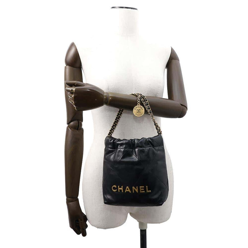 CHANEL 22 Sac d'Épaule à Chaîne