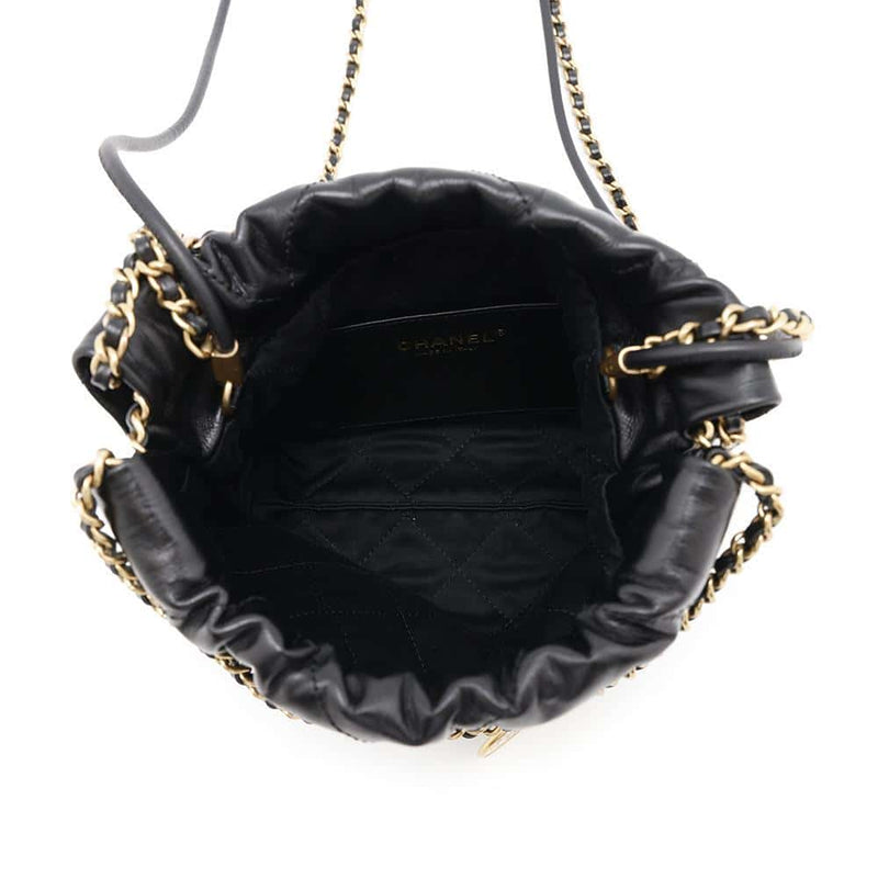 CHANEL 22 Sac d'Épaule à Chaîne